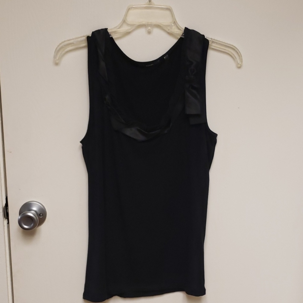 Tahari fancy black tank top